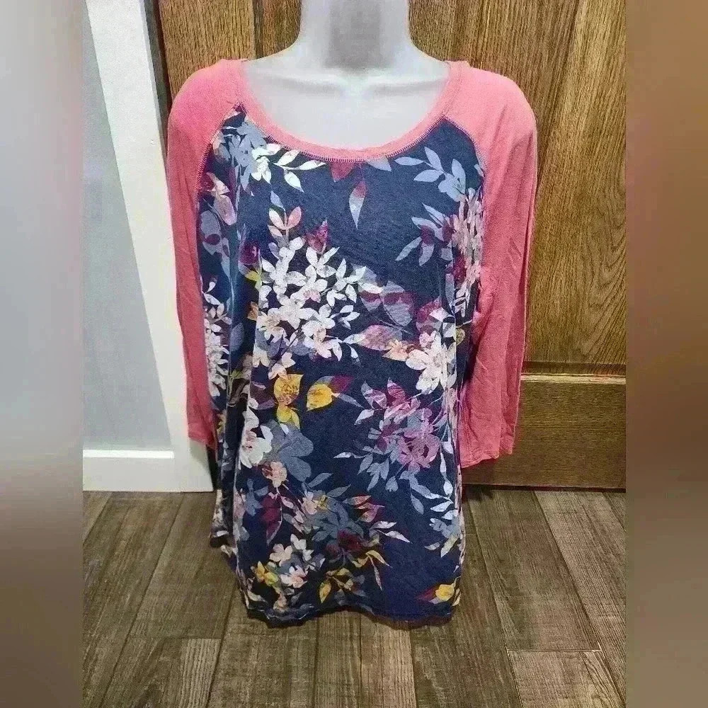 A.N.A. Top Women's 1X Blue Pink Floral Round 3/4 Raglan Sleeve Pullover